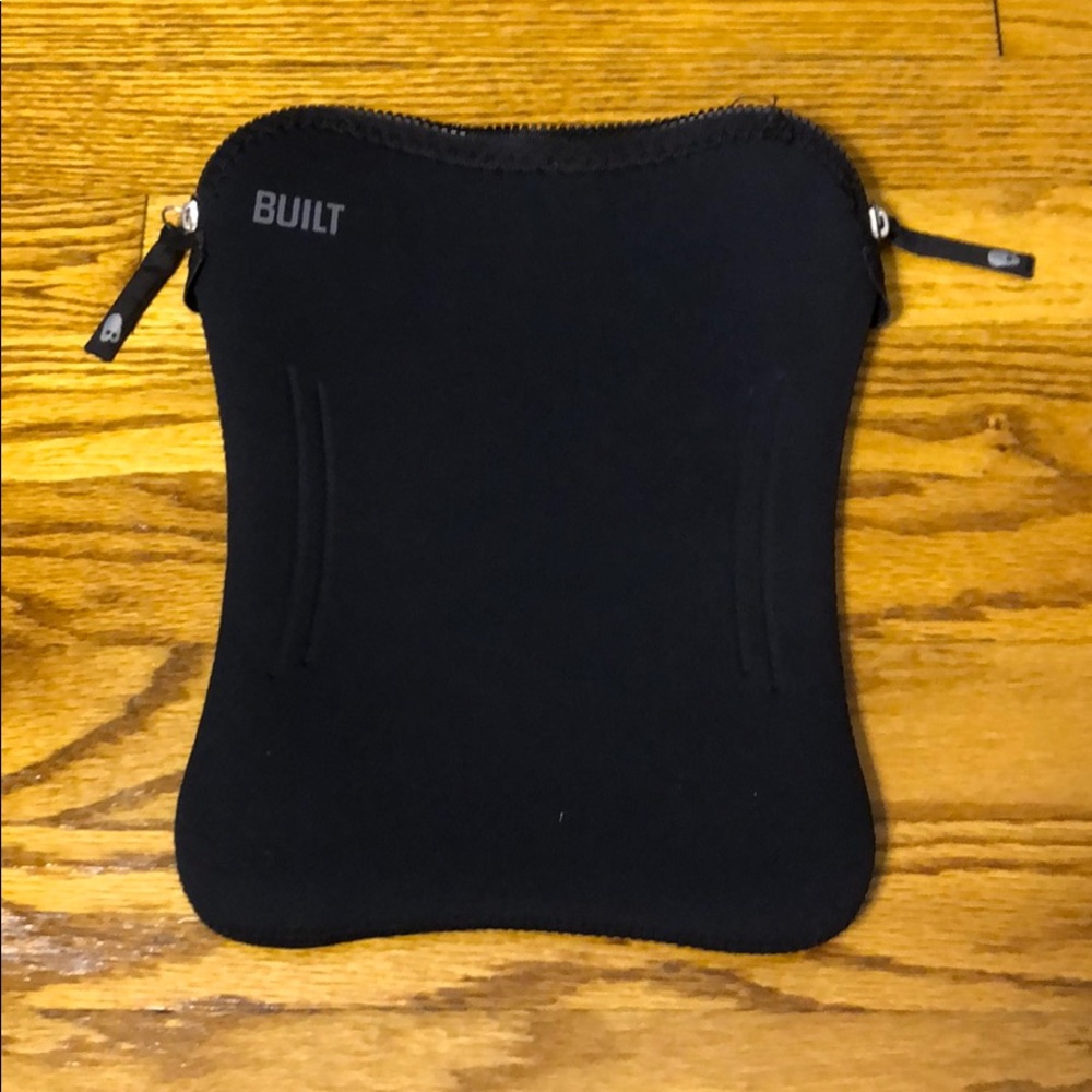 Built Tech Sleeve